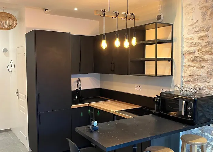 Moutarde & Elegance De *